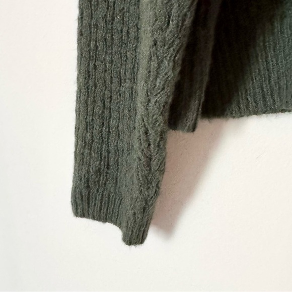 Madewell Mayfair Sweater Cardigan in Hthr Pine - Picture 8 of 12